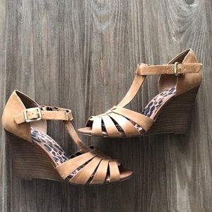 Jessica Simpson Wedges